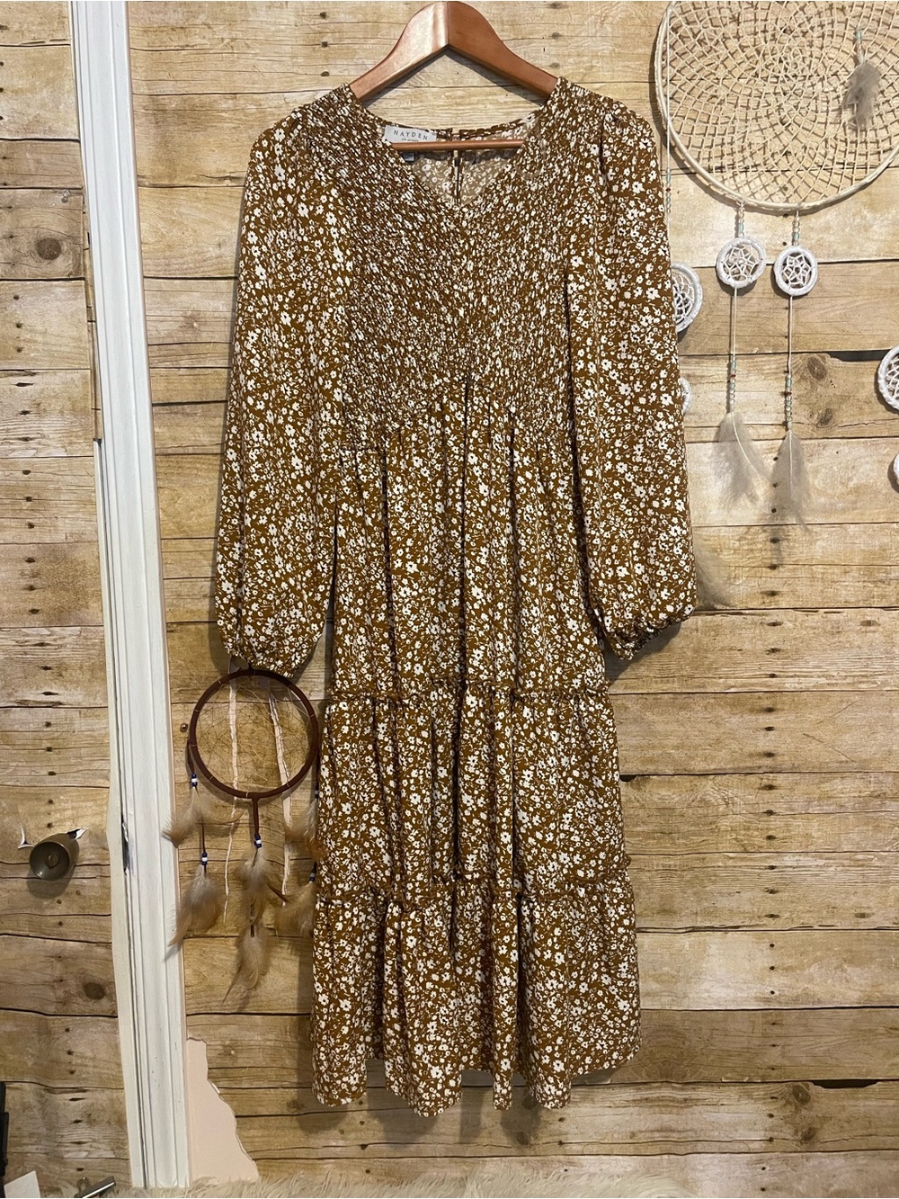 Boho Cottagecore Hayden LA Long sleeve floral midi dress with long sleeves - Picture 6 of 10